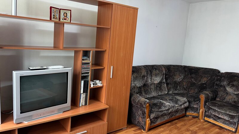 Titan, 7 minute metrou 1 Decembrie, apartament 2 camere.