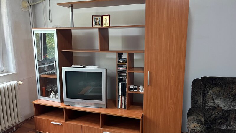 Titan, 7 minute metrou 1 Decembrie, apartament 2 camere.