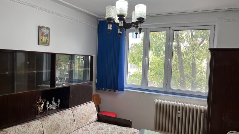 Titan, 7 minute metrou 1 Decembrie, apartament 2 camere.